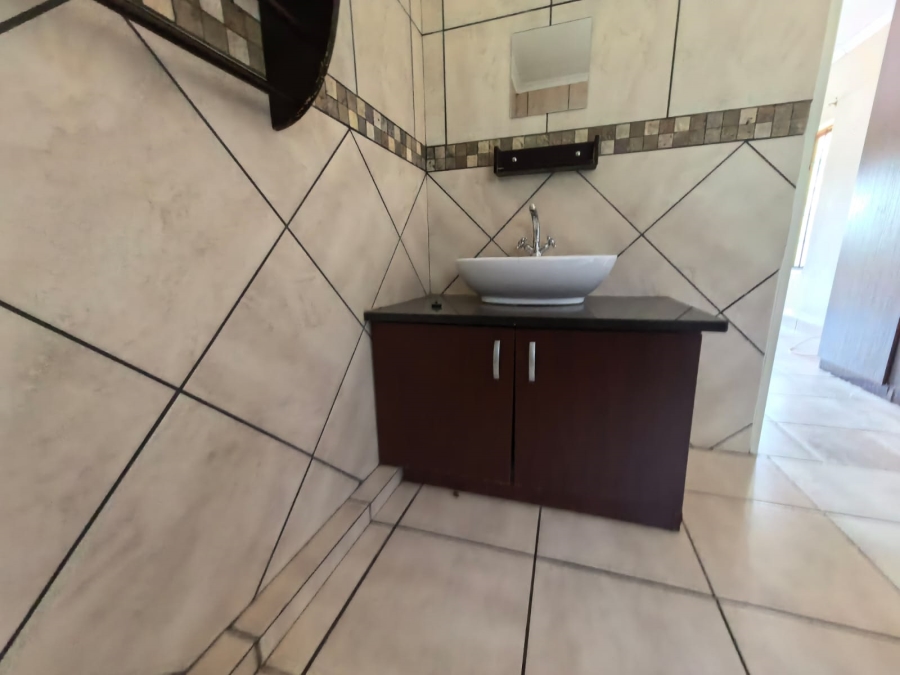 3 Bedroom Property for Sale in Waterval East North West